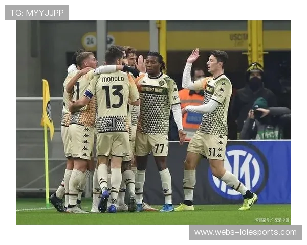 罗马周中欧联杯消耗体能，联赛轮换成必然